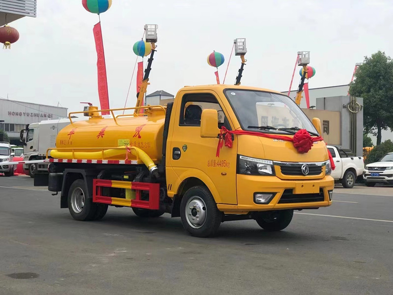 途逸清洗吸污车污罐1.5立方 水箱1.5立方