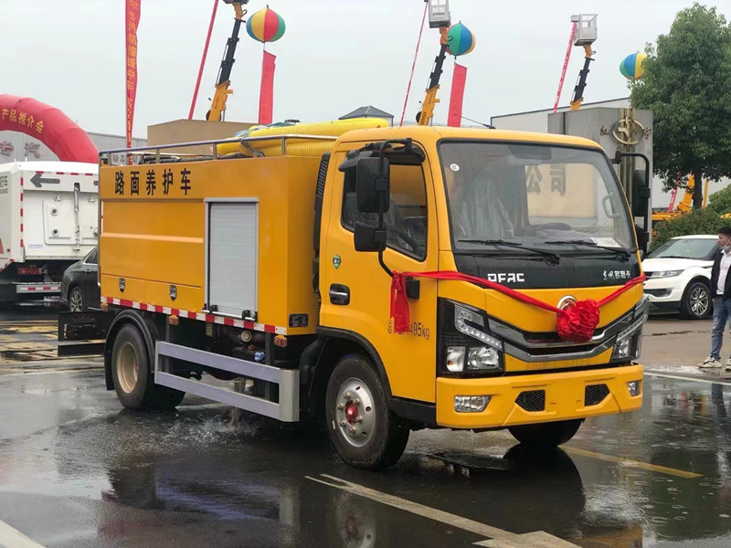 大多利卡8方高压疏通车