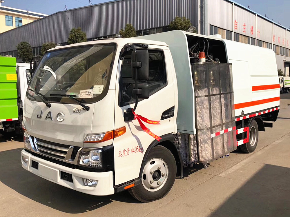 4吨江淮城市护栏清洗车