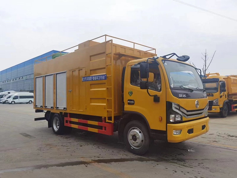 双叠螺机大多利卡吸污净化车